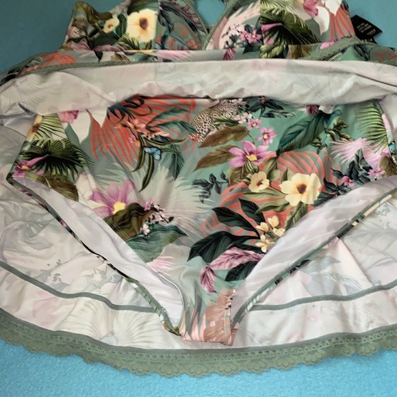 TORRID one piece swimwear swim dress skater safari print lace trim NEW size 4X - Picture 6 of 13